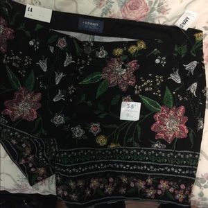 NWT Old Navy Everyday Short